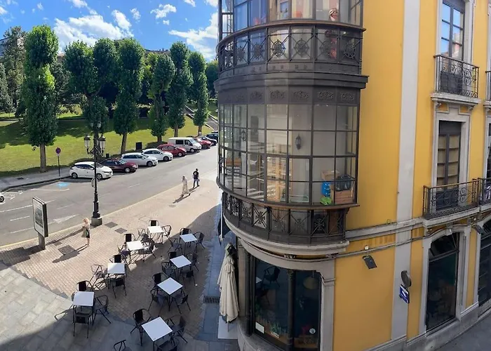 Confort En Casco Antiguo, Luminoso, Wifi *