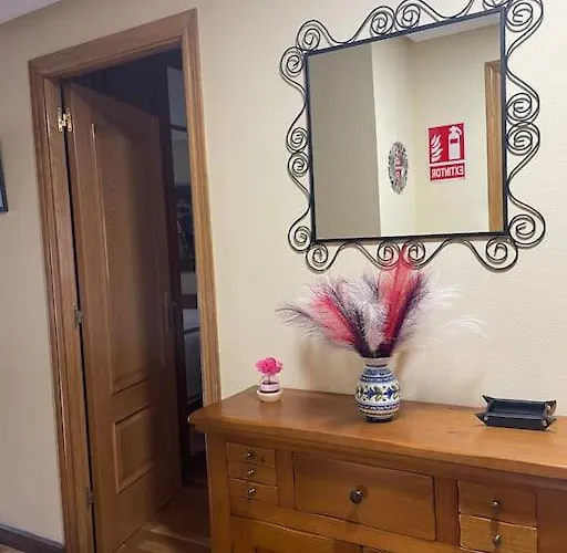 Confort En Casco Antiguo, Luminoso, Wifi